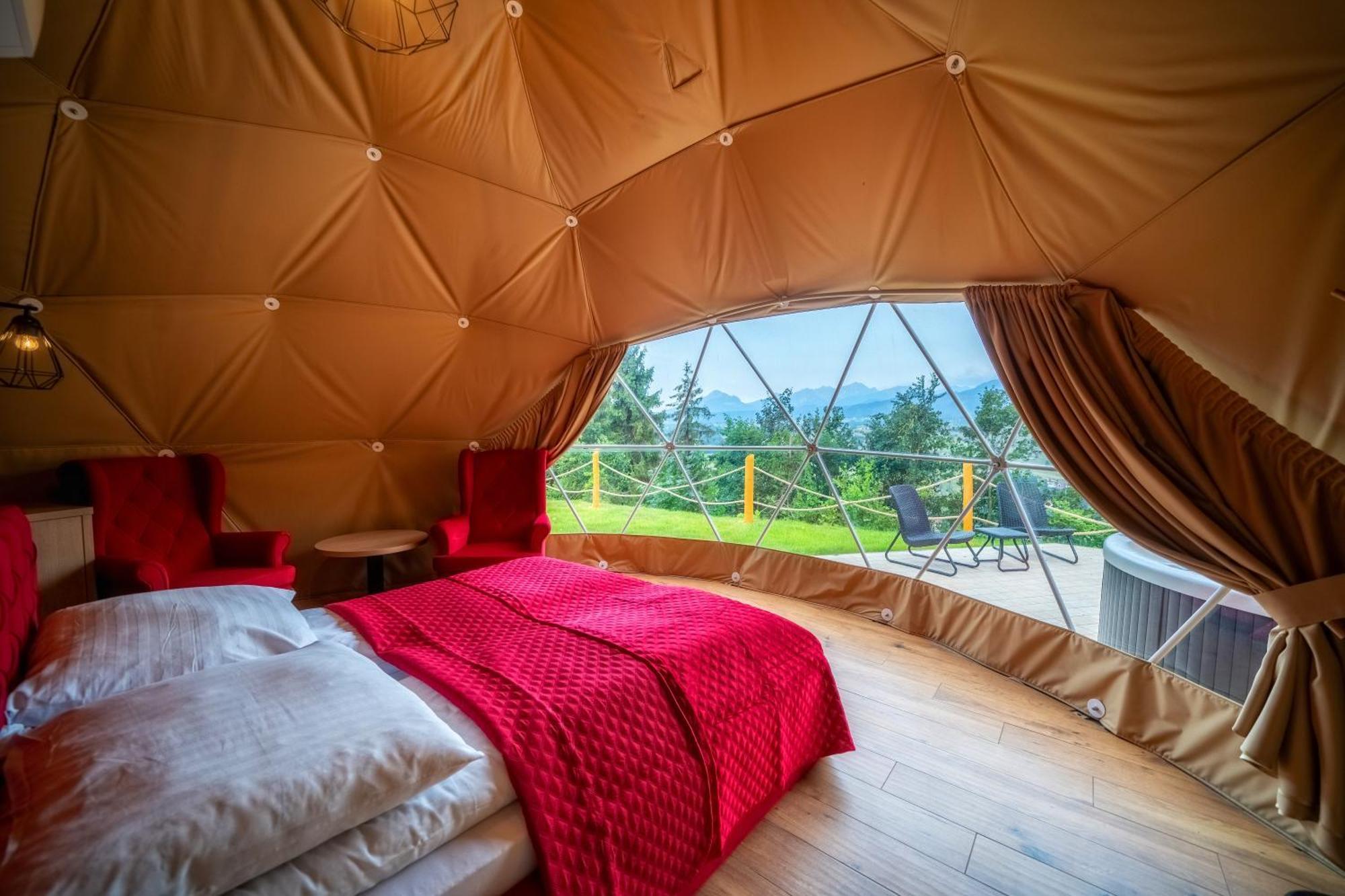 Luxuszelt Diamond Glamp & Jacuzzi *