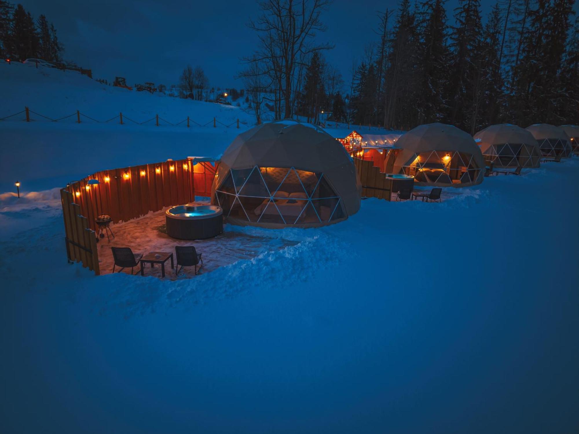 Diamond Glamp & Jacuzzi *